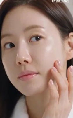 면도를 한다고 피부 속 모근이나 모낭